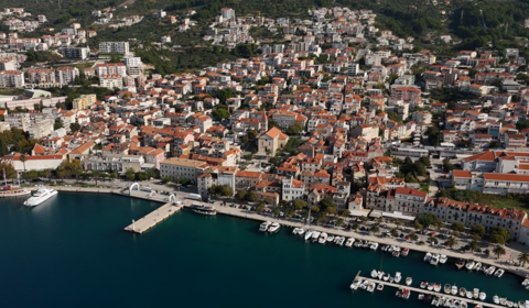 Grad Makarska pokreće upitnik za građane: zajedno oblikujmo ponudu centra grada